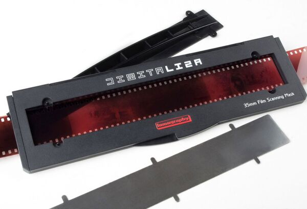 Lomography DigitaLIZA Scanning Mask  135 Film 