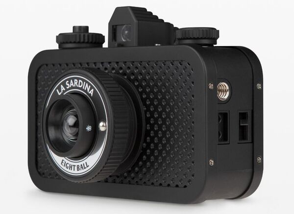Lomography La Sardina Kamera  8-Ball