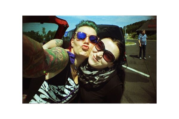 Lomography La Sardina Kamera  8-Ball