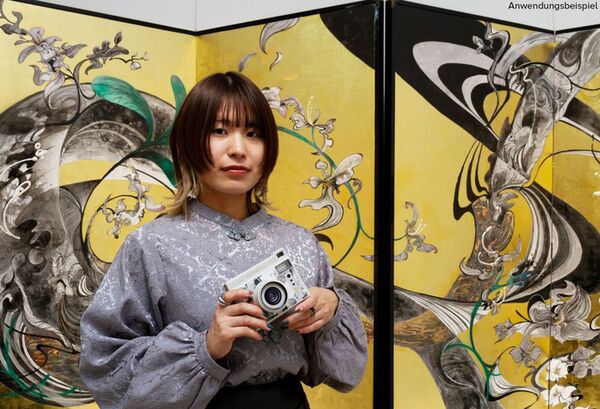 Lomography Lomo'Instant Automat Glass  Ema Ichikawa