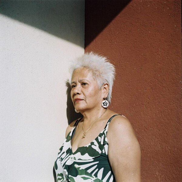 Lomography LomoChrome Color ’92 Sun-kissed 120 ISO 400 