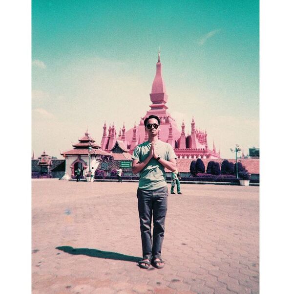 Lomography LomoChrome Simple Use Film Camera  Purple 