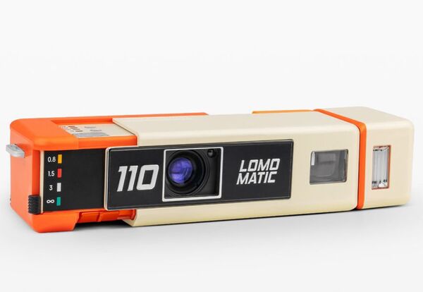 Lomography Lomomatic 110  Camera & Flash Golden Gate edition