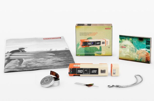 Lomography Lomomatic 110  Camera & Flash Golden Gate edition