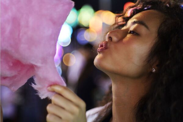 Lomography Nour triplet V 64mm f/2.0 Bokeh Control Art Lens  Sony E Alu Black