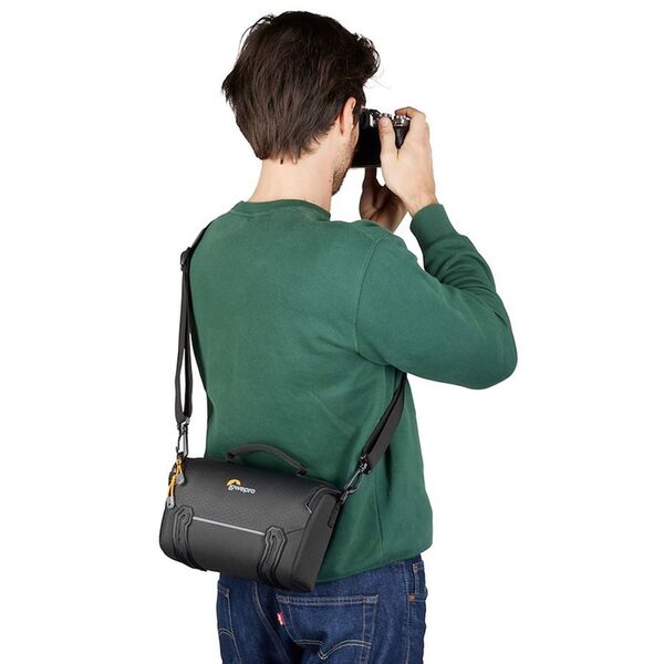 Lowepro Adventura SH 160 III (black) Tasche 