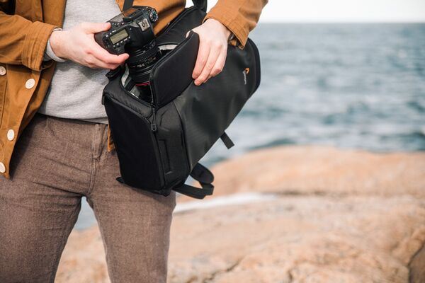 Lowepro Flipside AW III  dark grey 300