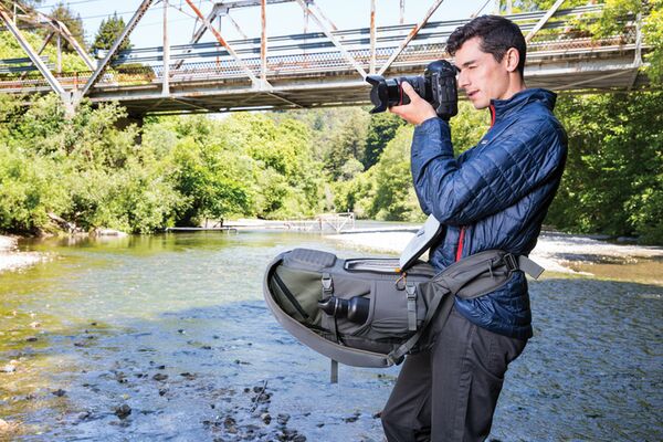 Lowepro Flipside Trek BP 250 AW  grau