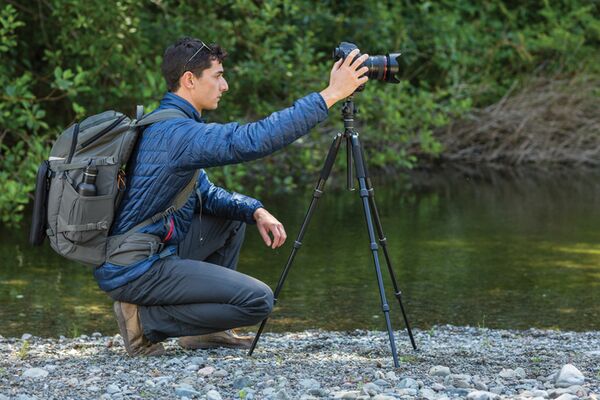 Lowepro Flipside Trek BP 250 AW  grau