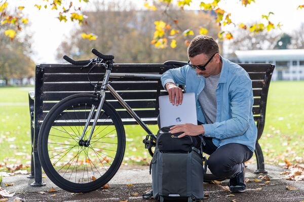 Lowepro Photo Active BP 200 AW  Schwarz-Grau