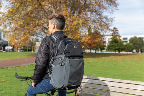 Lowepro Photo Active BP 200 AW  Schwarz-Grau