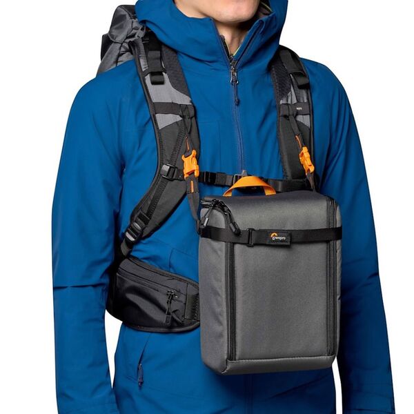 Lowepro PhotoSport BP 24L AW III, Outdoor Rucksack  grau