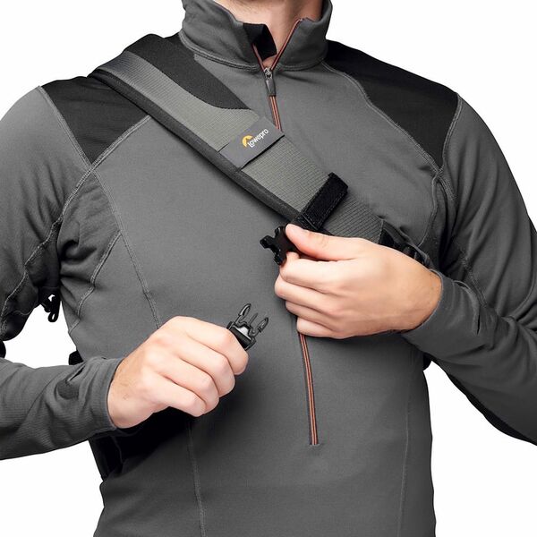 Lowepro Slingshot SL 250 AW III  grau