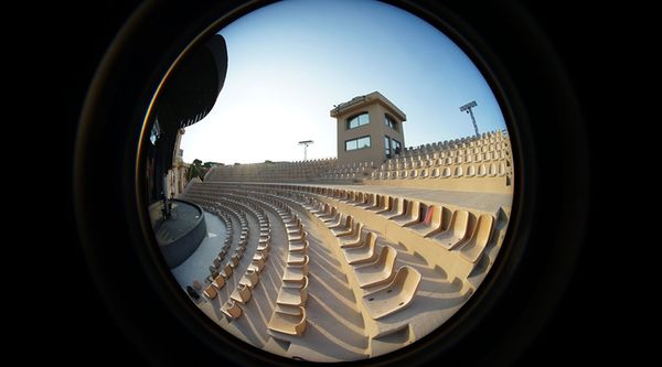 Meike 6,5mm f/2,0  Sony E-Mount