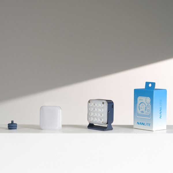 Nanlite Mini Taschenleuchte pico  mitternachtsblau