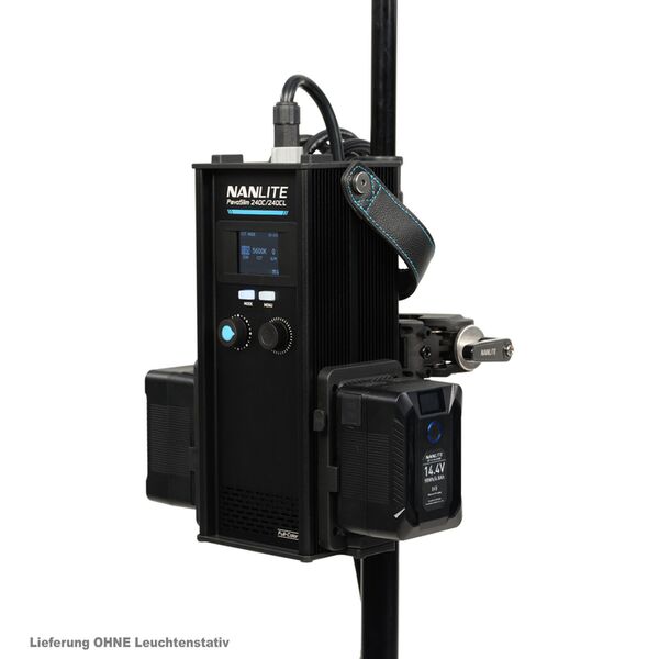 Nanlite PavoSlim 240CL Full-Color Multifunktions-Flächenleuchte 121 x 31 cm flaches Leichtmetall-Gehäuse. Nennleistung 260 W. Weißlicht 2700 - 7500 K CRI: 96  