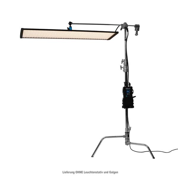 Nanlite PavoSlim 240CL Full-Color Multifunktions-Flächenleuchte 121 x 31 cm flaches Leichtmetall-Gehäuse. Nennleistung 260 W. Weißlicht 2700 - 7500 K CRI: 96  