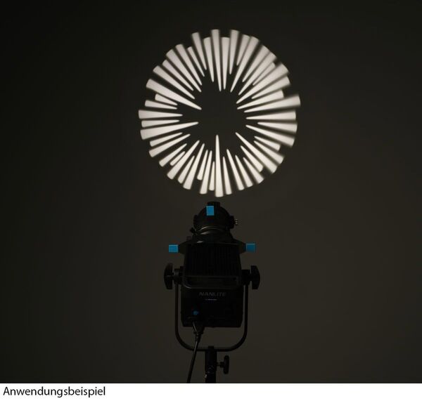 Nanlite Projektionsvorsatz - Abstrahlwinkel 25-45  Bowens