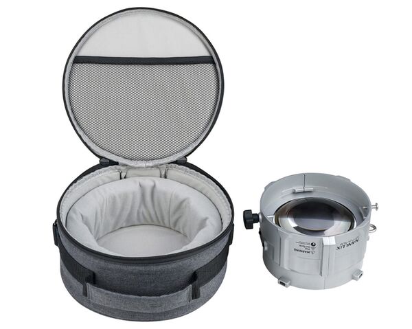 Nanlux AS-PJA-NLM Befestigungsadapter mit asphärischer Linse und NLM-Bajonettanschluss zur Befestigung von Projektionsvorsätzen von Drittanbietern. Für Evoke 