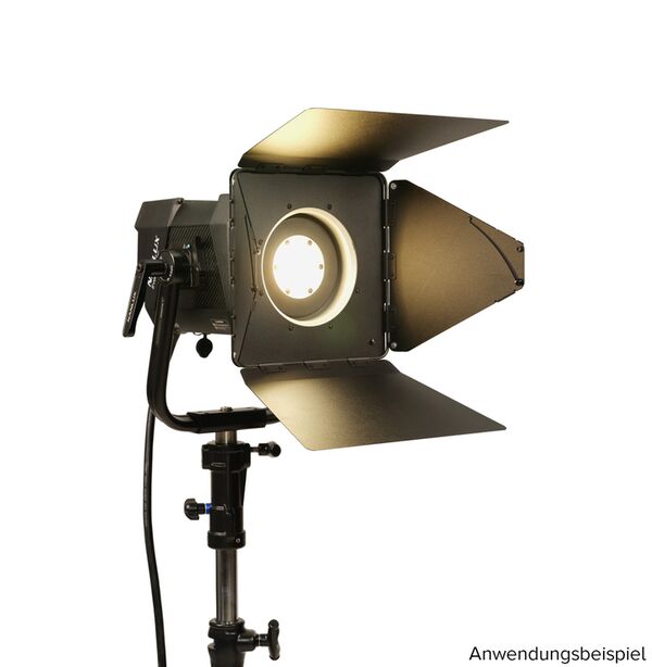 Nanlux BD-NLM Lichtklappenvorsatz mit vier Lichtklappen und NLM-Bajonettanschluss. Für Evoke 900C/1200/1200B/2400B. 