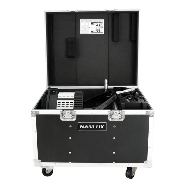 Nanlux CC-EV1200-FL-YK-FT Flightcase für Evoke 900C/1200/1200B mit Zubehör und Fresnel-Vorsatz FL-35YK 