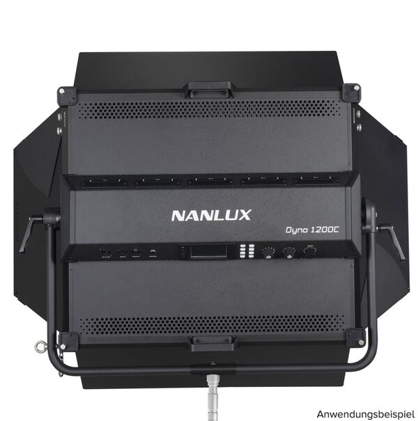 Nanlux Dyno 1200C 1KIT-FT mit Multifunktions-Flächenleuchte Dyno 1200C mit Flightcase 