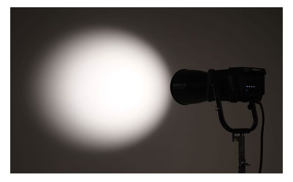 Nanlux RF-NLM-60-EV2400 Reflektor 60° mit NLM-Bajonettanschluss für Evoke 2400B 