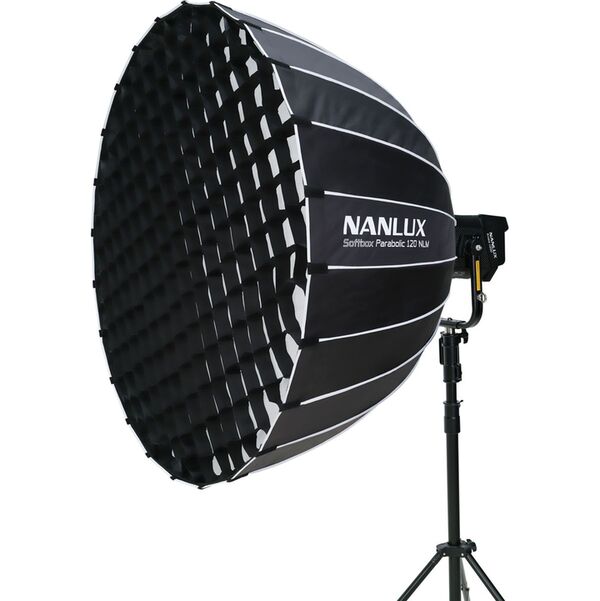 Nanlux SB-NLM-120-PR Parabol-Softbox 120 cm mit abnehmbarer Stoffwabe und NLM-Bajonettanschluss. Inkl. Aufbewahrungstasche. Für Evoke 900C/1200/1200B/2400B. 