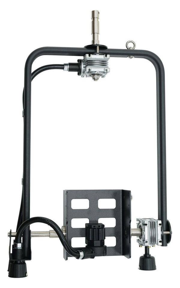 Nanlux YK-EV1200-PO Montagebügel für Fresnel-Vorsatz FL-35 mit montiertem Evoke-Scheinwerfer (900C/1200/1200B). Stangen-Fernbedienung möglich. 