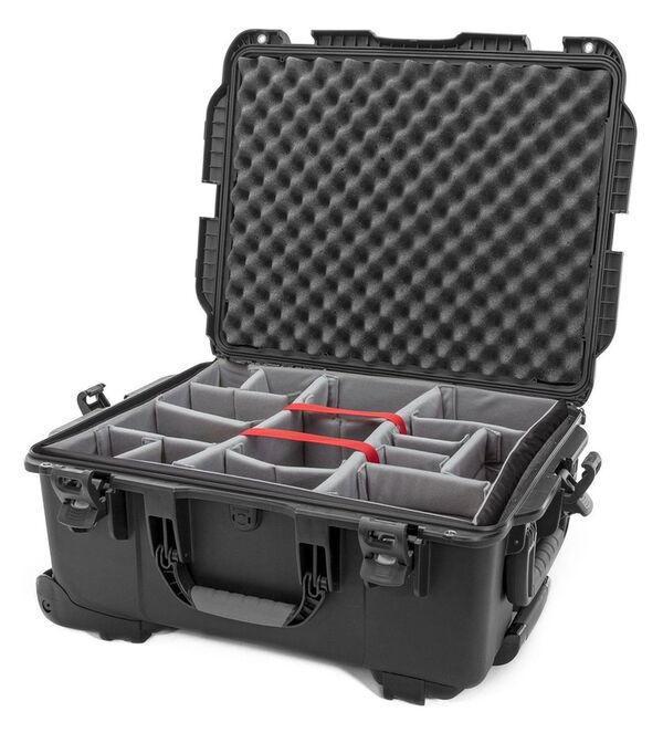Nanuk Case 955 mit gepolsterter Trennwand  schwarz