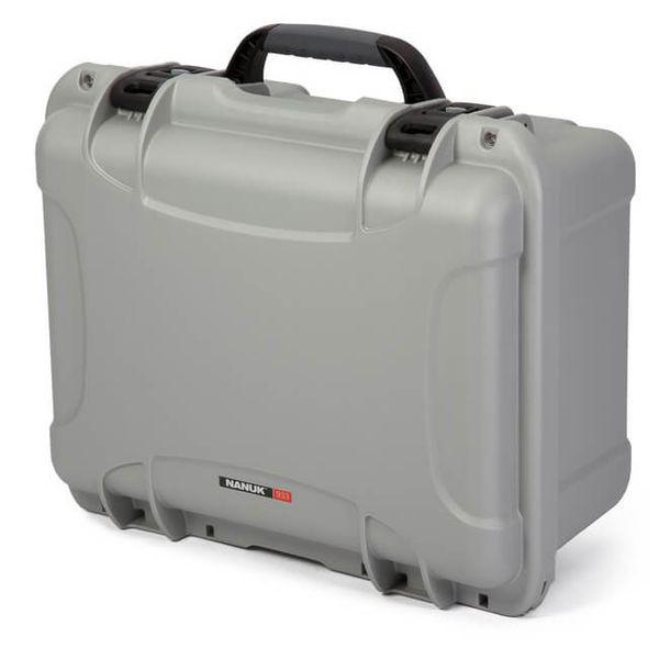 Nanuk 933 Wasserdichter Hartschalenkoffer mit Einlage  silber