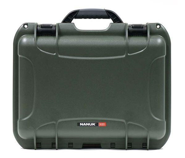 Nanuk Case 920 mit Trennwand  olivgrün
