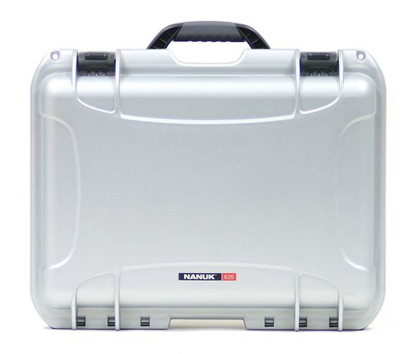 Nanuk Case 925 mit Trennwand  silber