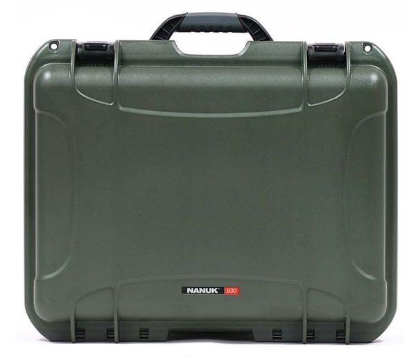 Nanuk Case 930 mit gepolsterter Trennwand  olivgrün