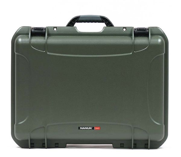 Nanuk Case 940 mit Trennwand  oliv