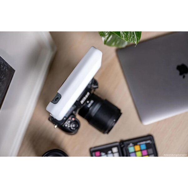 Newell Rangha RGB-W LED Set inkl. Diffusor und Stativ 