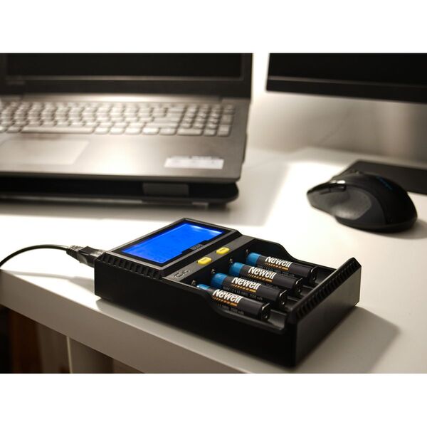 Newell Rechargeable NiMH AA 2500 x4 