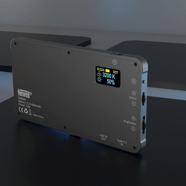 Newell RGB-W Rangha LED Leuchte 