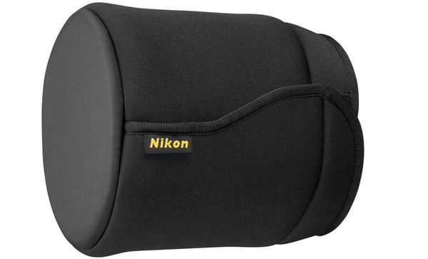 Nikon AF-S Nikkor E 180-400mm f/4,0 TC1.4 FL ED VR  Nikon FX