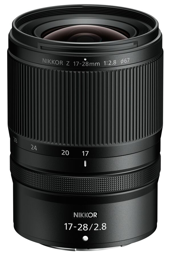 Nikon Nikkor Z 17-28mm f/2.8  Nikon Z