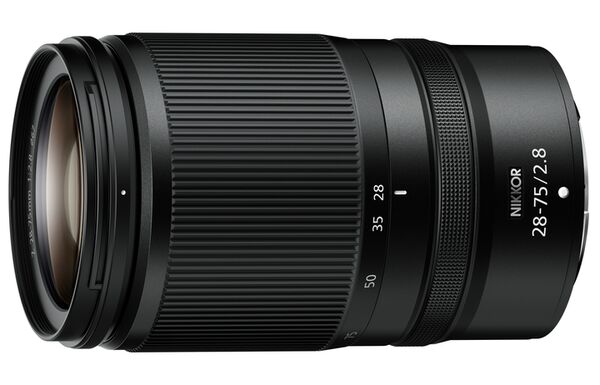 Nikon Nikkor Z 28-75mm f/2,8  Nikon Z