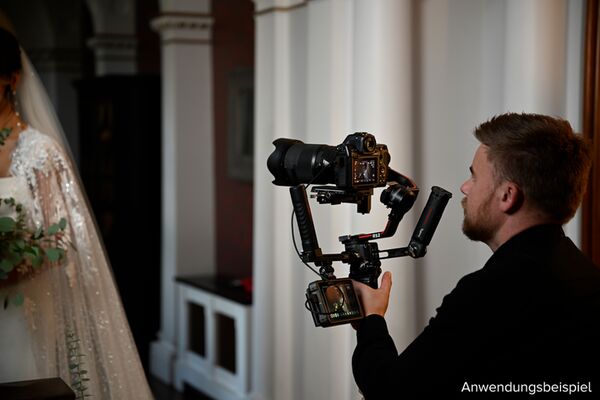 Nikon Nikkor Z 35mm f/1.2 S  Nikon Z