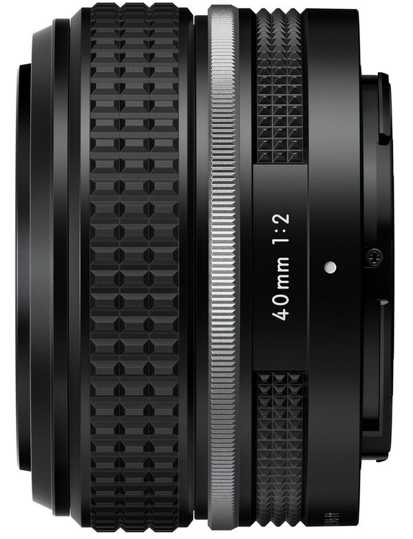 Nikon Nikkor Z 40mm f/2,0 SE  Nikon Z