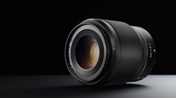 Nikon Nikkor Z 50mm f/1,8 S  Nikon Z