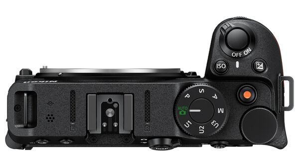 Nikon Z30 + DX 18-140mm  f/3.5-6.3 VR 