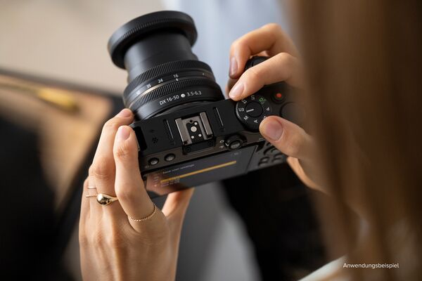 Nikon Z30 + Nikkor Z DX 16-50mm f/3,5-6,3 VR + Nikkor Z DX 50-250mm f/4,5-6,3 VR Doppelzoomkit 