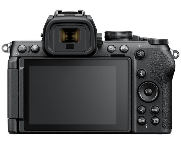 Nikon Z50 II + DX 18-140 VR 