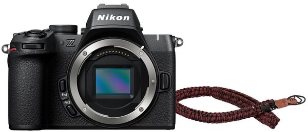 Nikon Z50 II  + C-Rope Kameragurt The Traveler 125cm Red Dots 