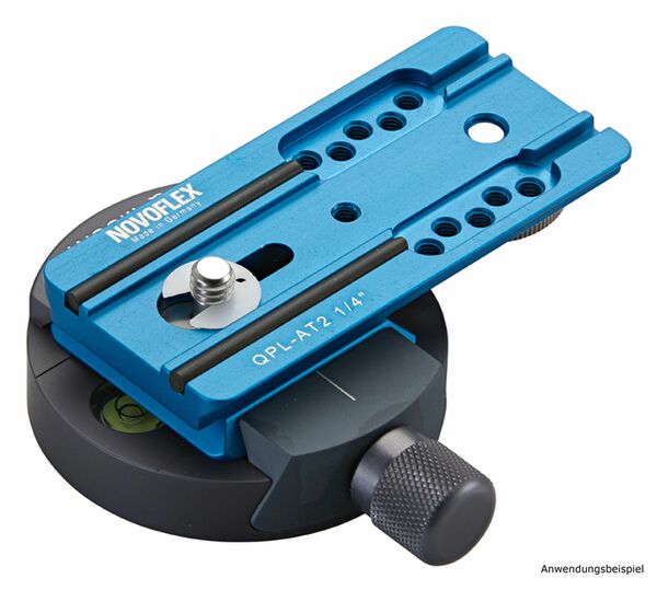 Novoflex Klemmplatte mit Verdrehschutz 80mm und 1/4 Zoll Gewinde für Gurtanschluß, quadratisches Profil 