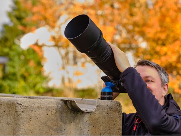 Novoflex MagicBall FREE 50 (M) Set bestehend aus: Kugel, Gehäuse, Schale und Stützfuß 